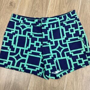 Tori Richard’s ladies 12 shorts, knit.